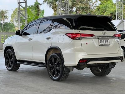 2016 TOYOTA  FORTUNER  2.8 TRD  4wd รูปที่ 4